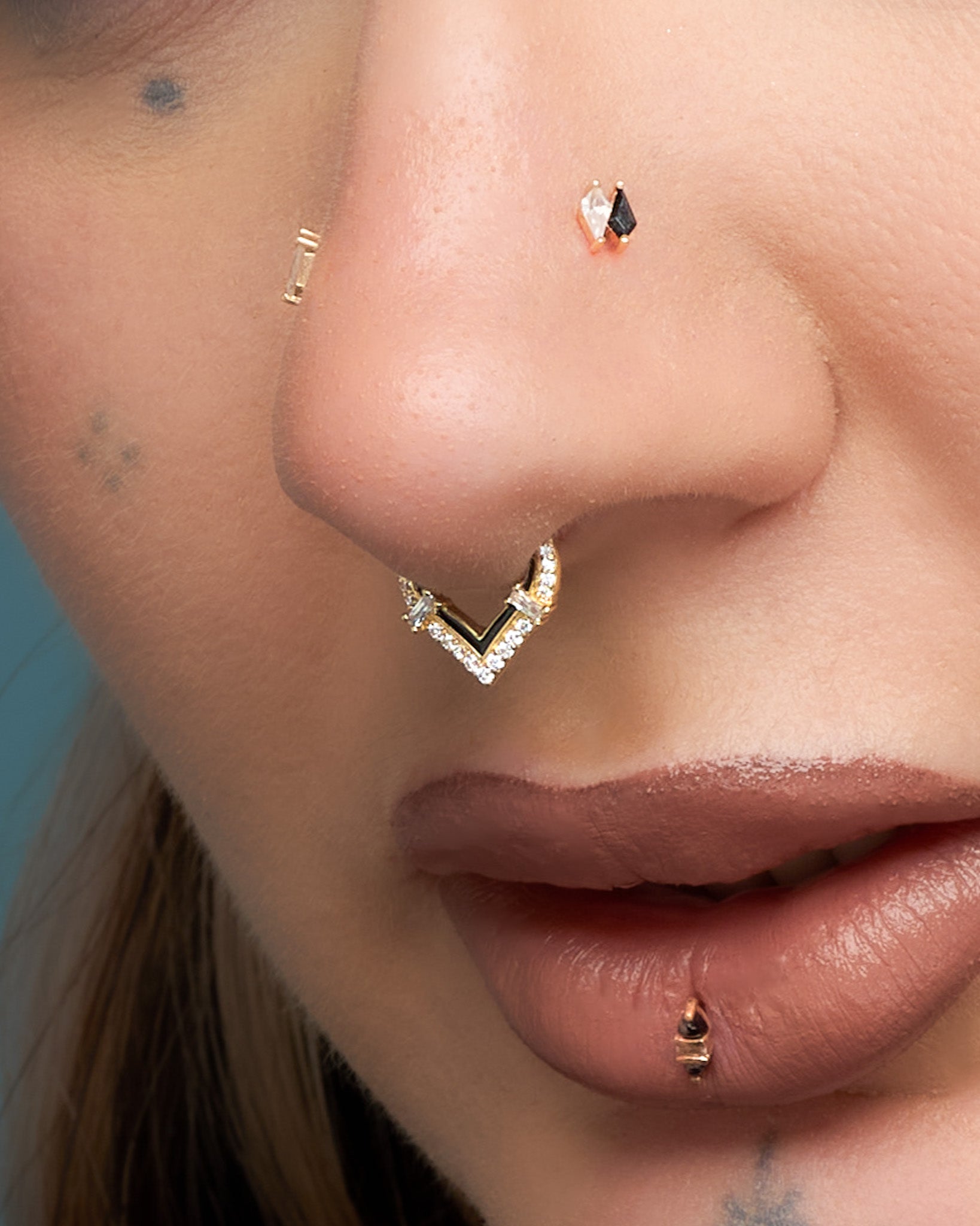 Uprise - Enamel + CZ - Clicker