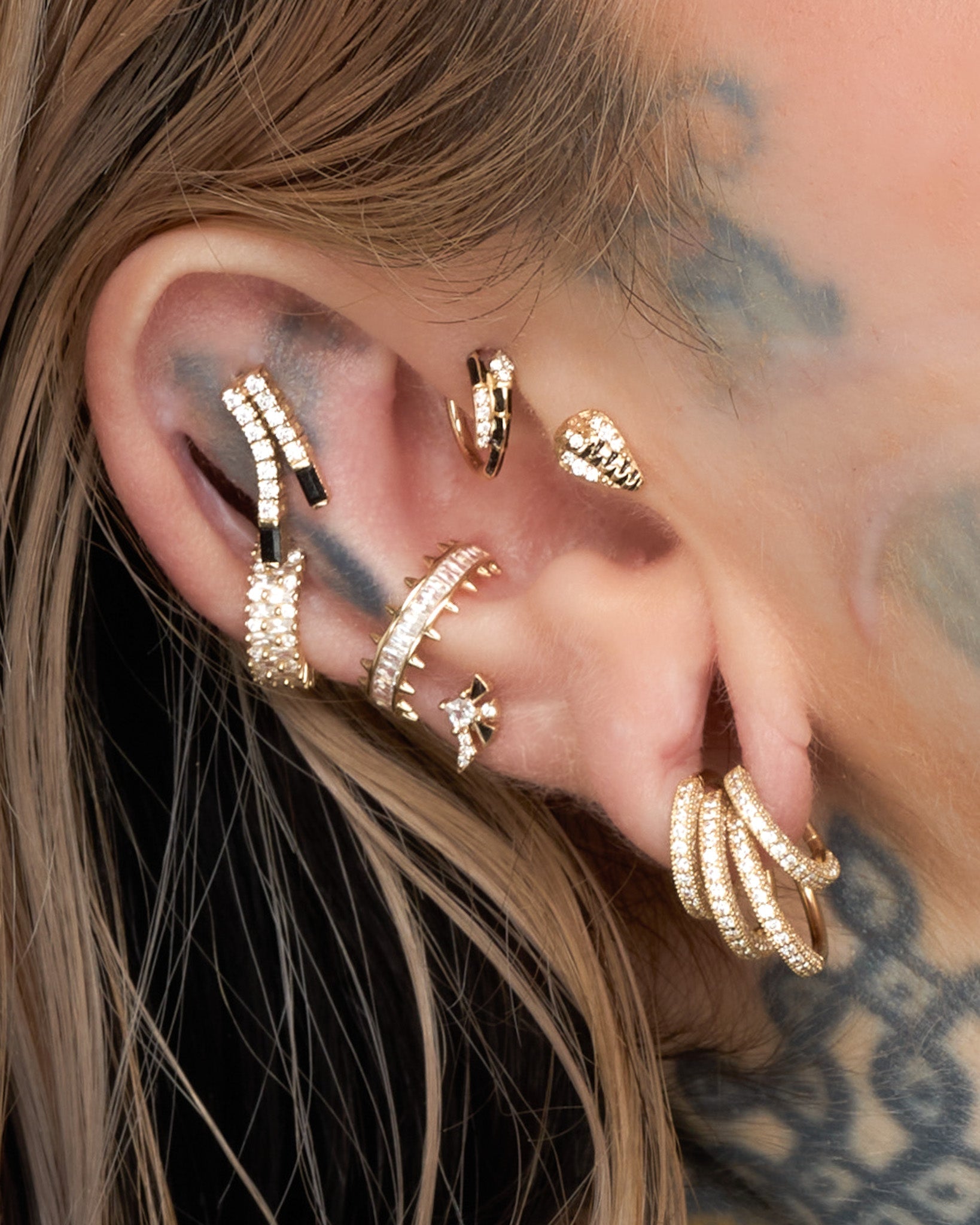 Akira - CZ - Clicker