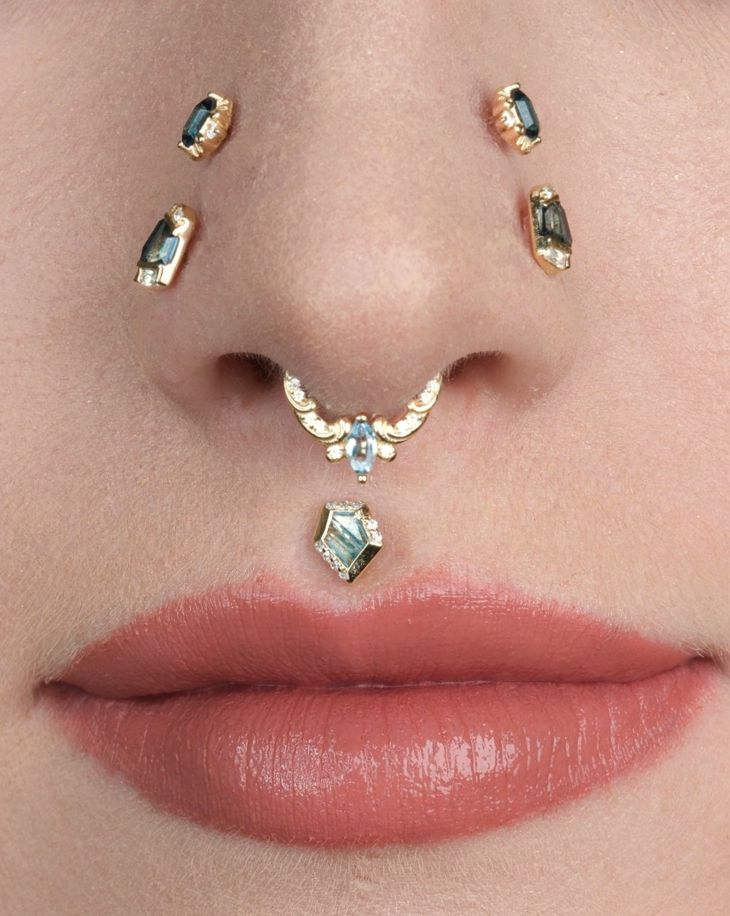 Coterie - London Blue Topaz - Clicker