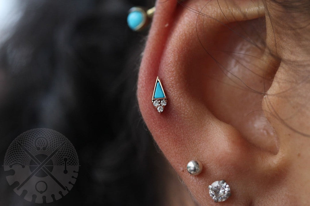 Spotlight - Turquoise + CZ - Threadless End